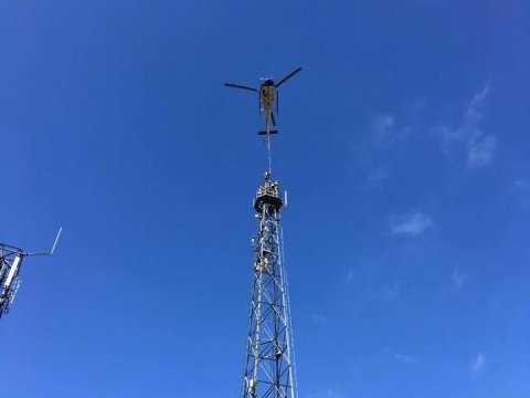 Mast Photo 2